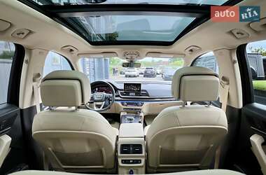 Позашляховик / Кросовер Audi Q5 2017 в 