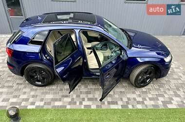 Позашляховик / Кросовер Audi Q5 2017 в 