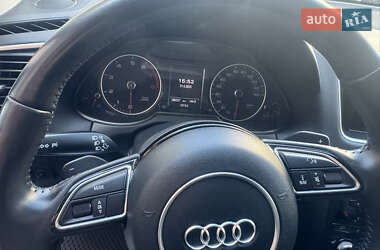 Позашляховик / Кросовер Audi Q5 2013 в 