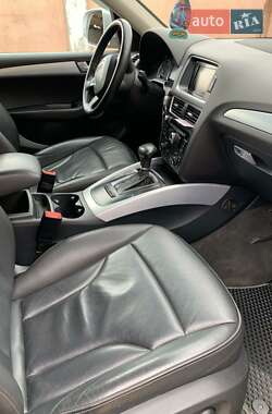 Внедорожник / Кроссовер Audi Q5 2012 в 