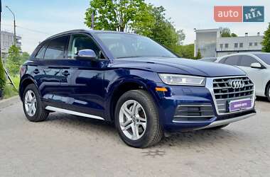 Внедорожник / Кроссовер Audi Q5 2017 в 