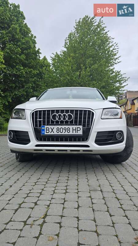 Внедорожник / Кроссовер Audi Q5 2012 в 