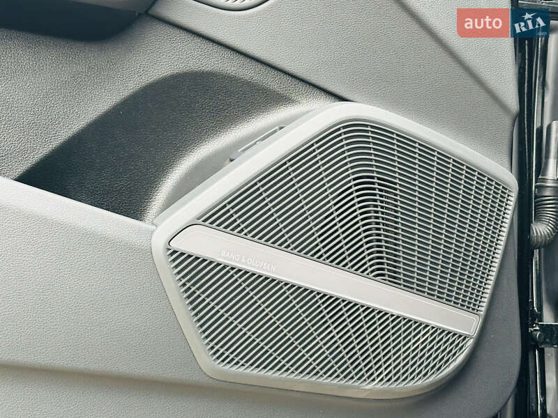 Внедорожник / Кроссовер Audi Q5 2023 в Харькове