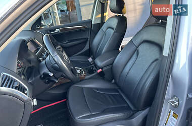 Внедорожник / Кроссовер Audi Q5 2015 в 