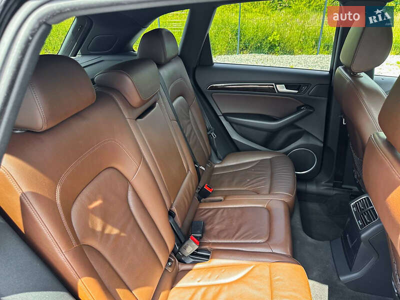 Внедорожник / Кроссовер Audi Q5 2015 в Ужгороде фото 15 Внедорожник / Кроссовер Audi Q5 2015 в Ужгороде