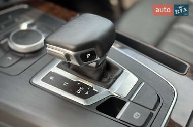 Позашляховик / Кросовер Audi Q5 2020 в 