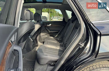 Позашляховик / Кросовер Audi Q5 2020 в 