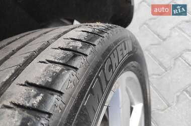 Внедорожник / Кроссовер Audi Q5 2011 в 