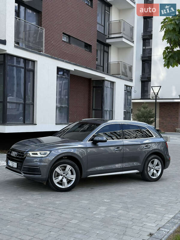 Внедорожник / Кроссовер Audi Q5 2019 в Ивано-Франковске