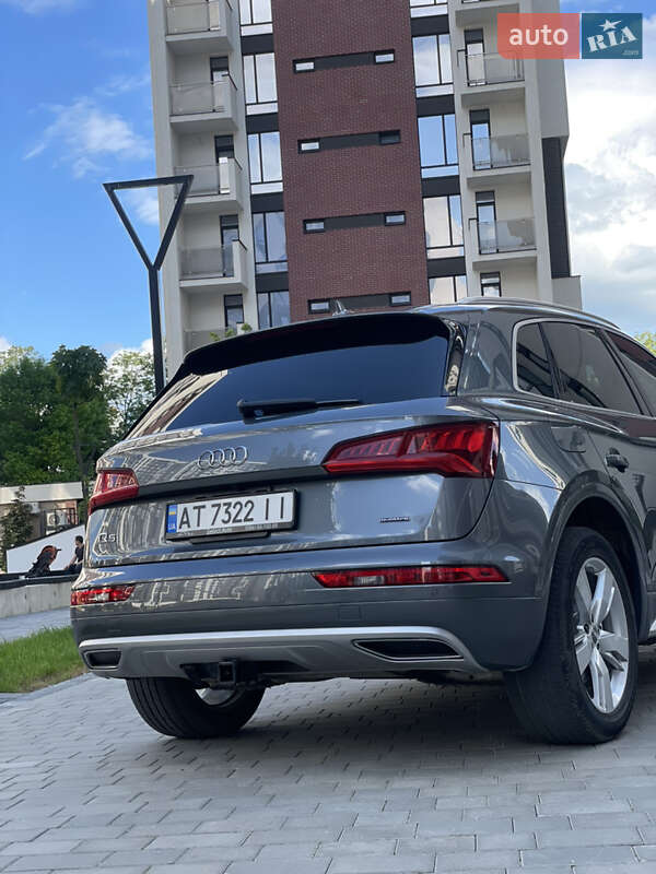 Внедорожник / Кроссовер Audi Q5 2019 в Ивано-Франковске