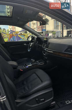 Внедорожник / Кроссовер Audi Q5 2019 в 