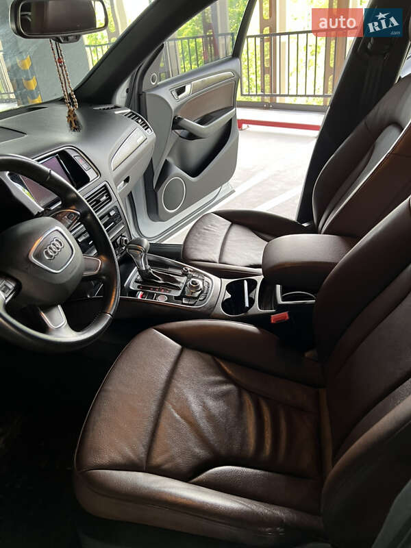 Внедорожник / Кроссовер Audi Q5 2015 в Харькове