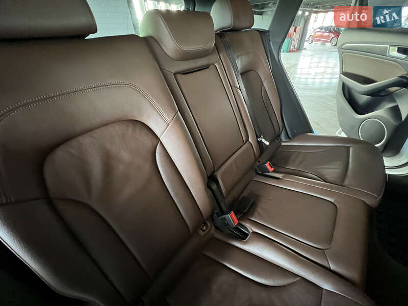 Внедорожник / Кроссовер Audi Q5 2015 в Харькове