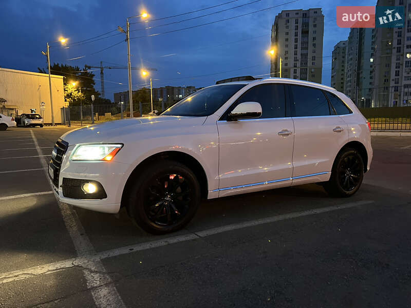 Внедорожник / Кроссовер Audi Q5 2015 в Харькове