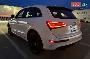 Внедорожник / Кроссовер Audi Q5 2015 в 