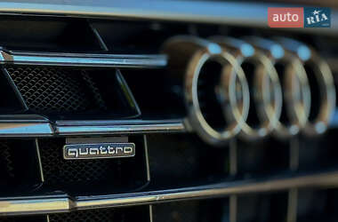 Внедорожник / Кроссовер Audi Q5 2017 в 