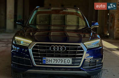 Внедорожник / Кроссовер Audi Q5 2017 в 