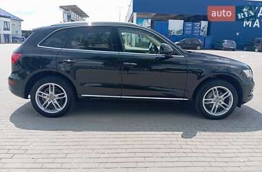 Позашляховик / Кросовер Audi Q5 2016 в 