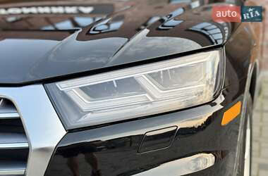 Внедорожник / Кроссовер Audi Q5 2020 в 