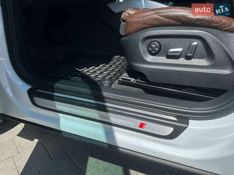 Внедорожник / Кроссовер Audi Q5 2016 в Ужгороде фото 29 Внедорожник / Кроссовер Audi Q5 2016 в Ужгороде