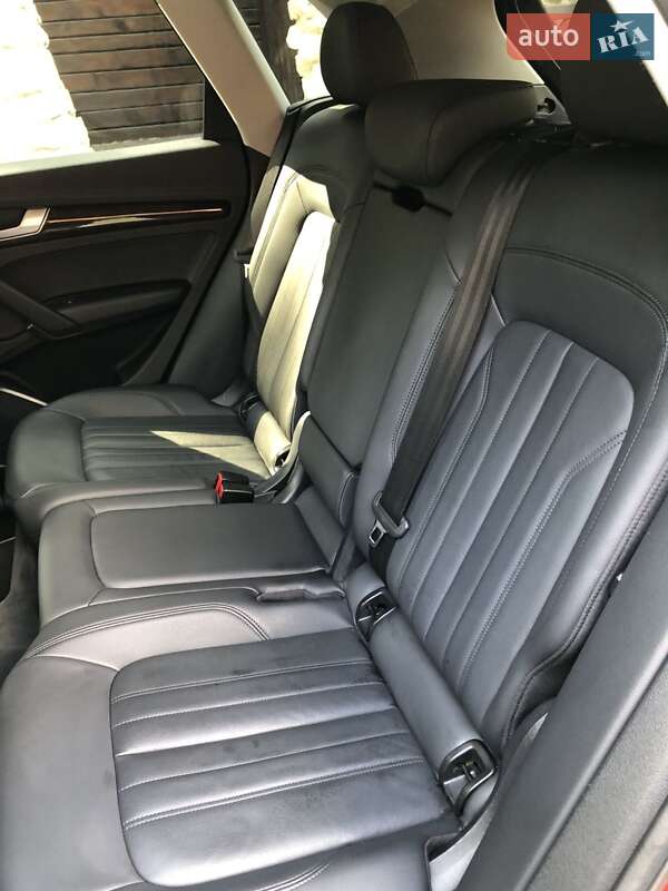 Внедорожник / Кроссовер Audi Q5 2020 в Львове