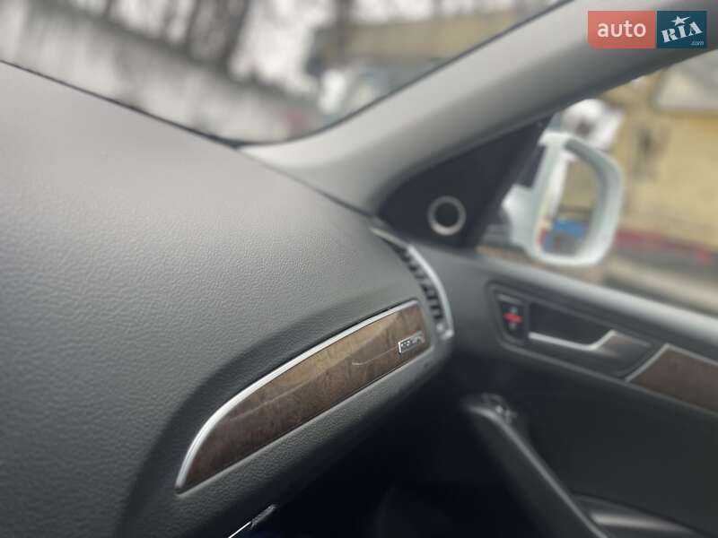 Внедорожник / Кроссовер Audi Q5 2016 в Хмельницком