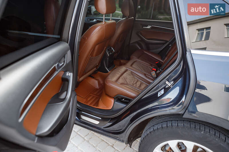 Внедорожник / Кроссовер Audi Q5 2012 в Баре