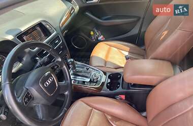 Внедорожник / Кроссовер Audi Q5 2011 в 