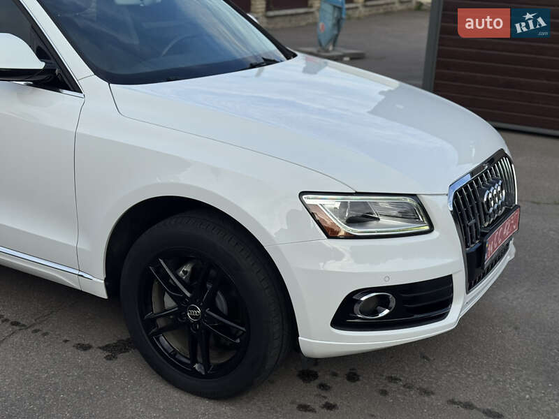 Позашляховик / Кросовер Audi Q5 2017 в Умані