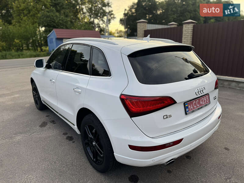 Позашляховик / Кросовер Audi Q5 2017 в Умані