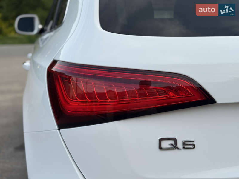 Позашляховик / Кросовер Audi Q5 2017 в Умані