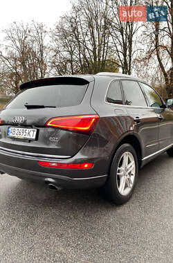 Позашляховик / Кросовер Audi Q5 2015 в 
