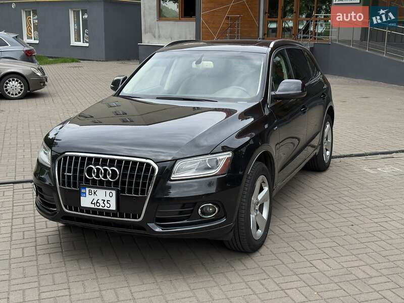 Внедорожник / Кроссовер Audi Q5 2012 в Ровно