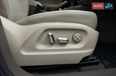 Внедорожник / Кроссовер Audi Q5 2012 в 