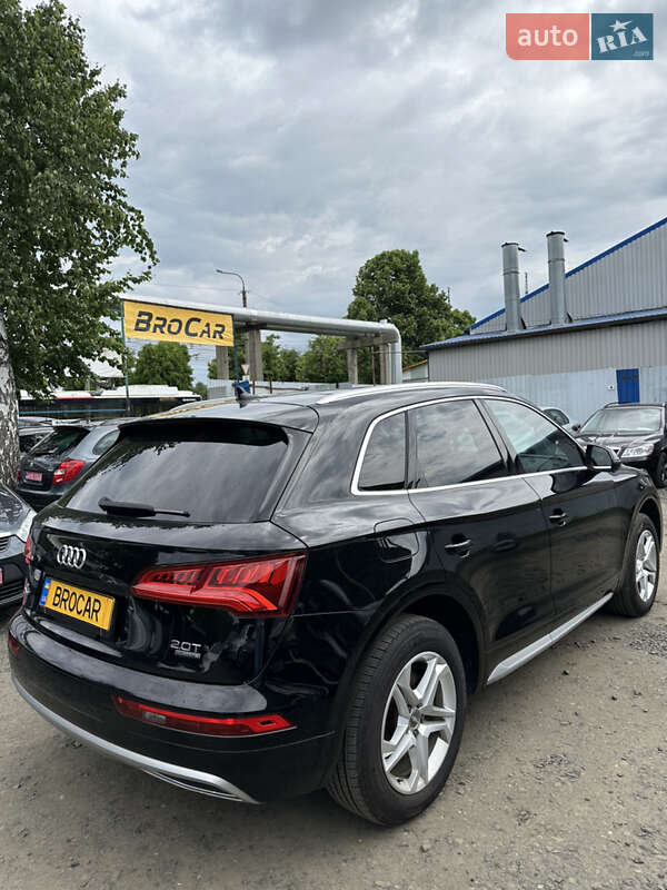 Позашляховик / Кросовер Audi Q5 2018 в Луцьку