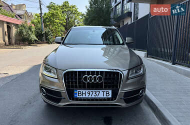 Внедорожник / Кроссовер Audi Q5 2012 в 