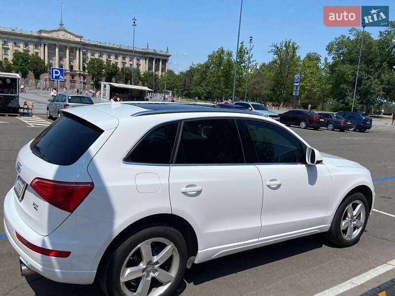 Внедорожник / Кроссовер Audi Q5 2011 в Николаеве фото 2 Внедорожник / Кроссовер Audi Q5 2011 в Николаеве