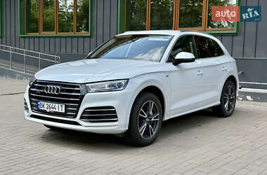 Внедорожник / Кроссовер Audi Q5 2020 в Ровно