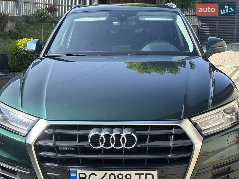 Внедорожник / Кроссовер Audi Q5 2019 в Львове