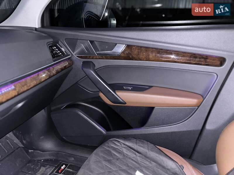 Внедорожник / Кроссовер Audi Q5 2019 в Львове