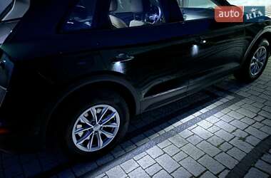 Внедорожник / Кроссовер Audi Q5 2019 в 