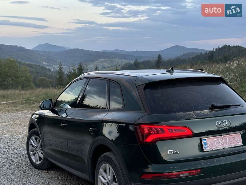 Внедорожник / Кроссовер Audi Q5 2019 в Львове