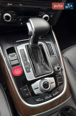 Внедорожник / Кроссовер Audi Q5 2015 в 