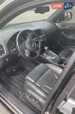 Внедорожник / Кроссовер Audi Q5 2015 в 