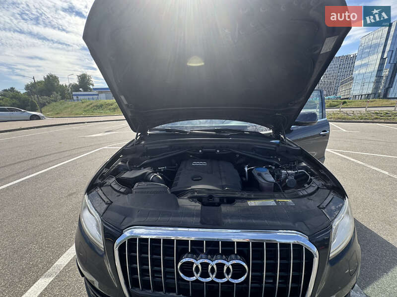 Позашляховик / Кросовер Audi Q5 2016 в Києві