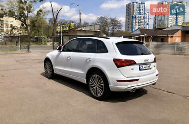 Позашляховик / Кросовер Audi Q5 2016 в 
