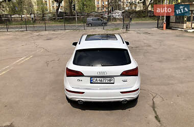 Позашляховик / Кросовер Audi Q5 2016 в 