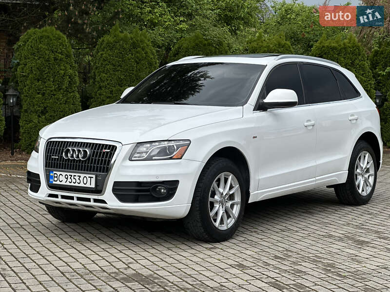 Позашляховик / Кросовер Audi Q5 2011 в 