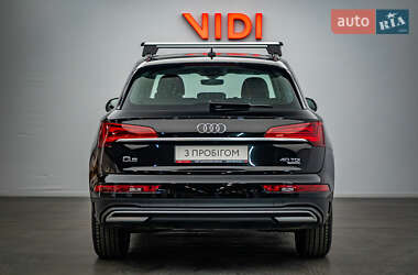 Внедорожник / Кроссовер Audi Q5 2021 в 