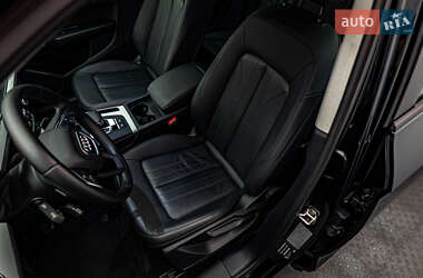 Внедорожник / Кроссовер Audi Q5 2021 в 